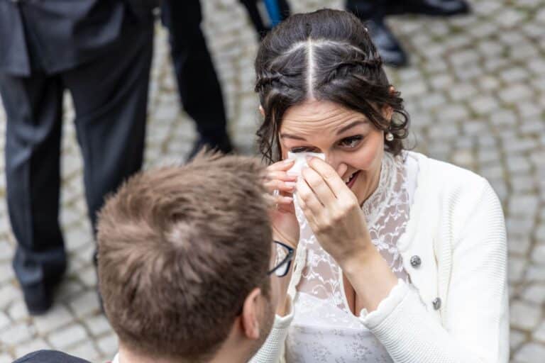 Als Hochzeitsfotograf aus Schwaz in Tirol begleite ich standesamtliche Hochzeiten in der gesamten Region – von Innsbruck über das Zillertal bis zum Achensee.
